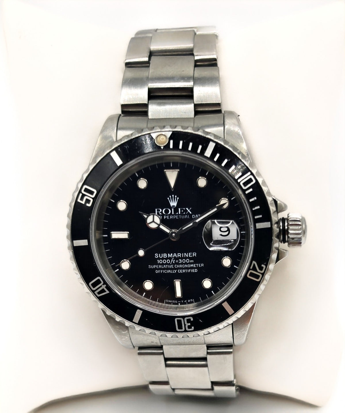 Rolex Submariner 16610 Silver Oyster Bracelet with Black Bezel