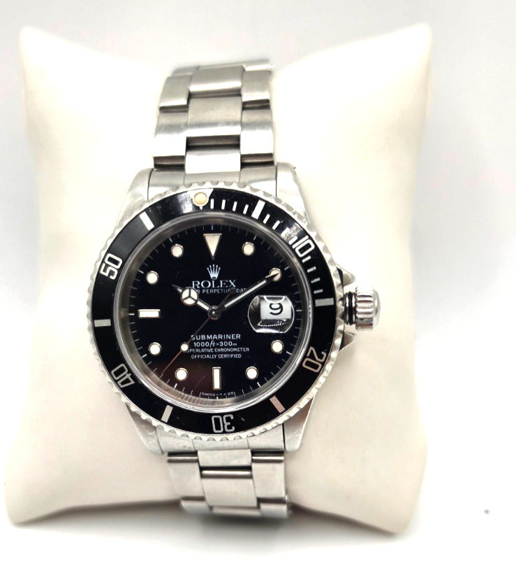 Rolex Submariner 16610 Silver Oyster Bracelet with Black Bezel