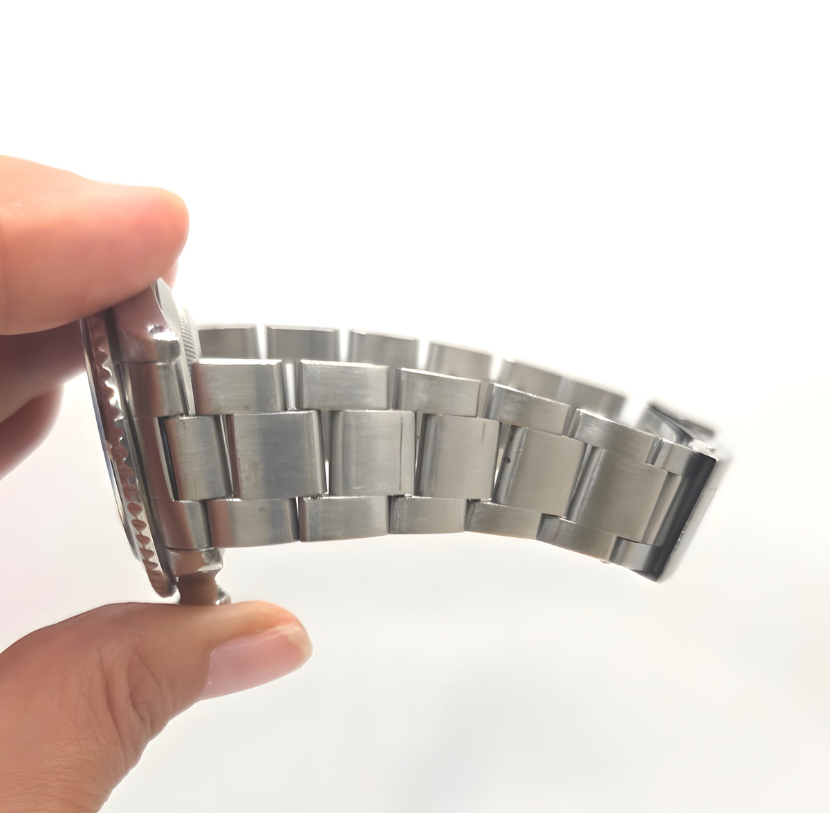 Rolex Submariner 16610 Silver Oyster Bracelet with Black Bezel