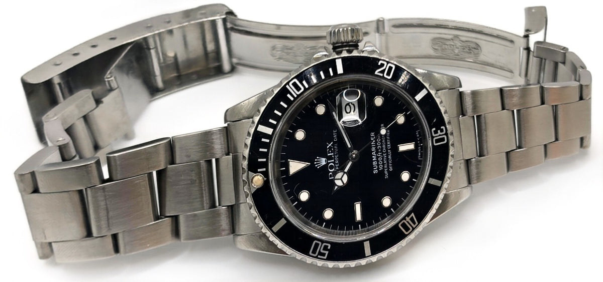Rolex Submariner 16610 Silver Oyster Bracelet with Black Bezel