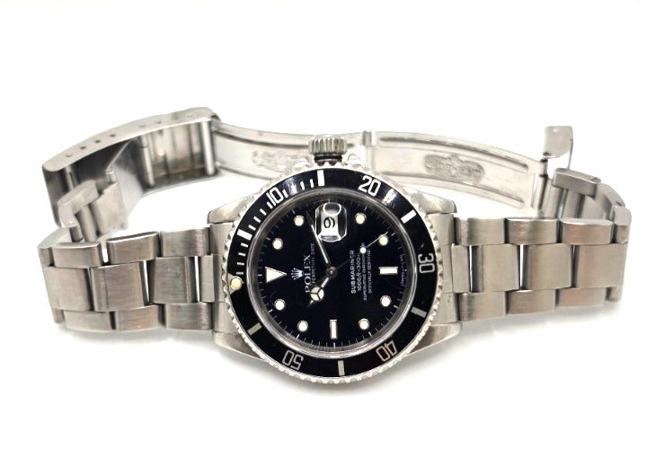 Rolex Submariner 16610 Silver Oyster Bracelet with Black Bezel