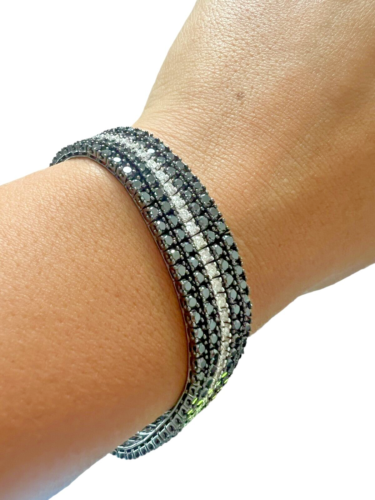 18kt Black Power Bracelet with approx. 10.00ctw Black and White Diamonds