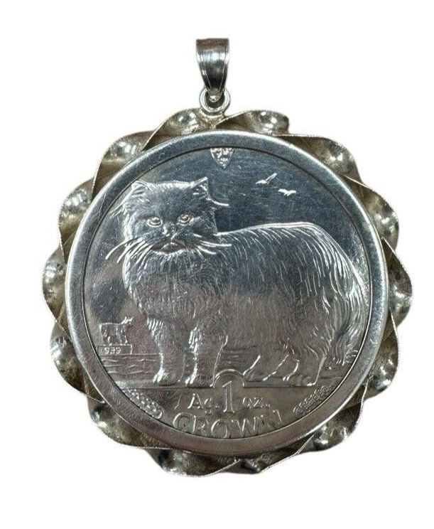 Sterling Silver Pendant With A 1996 Isle Of Man Queen Elizabeth II