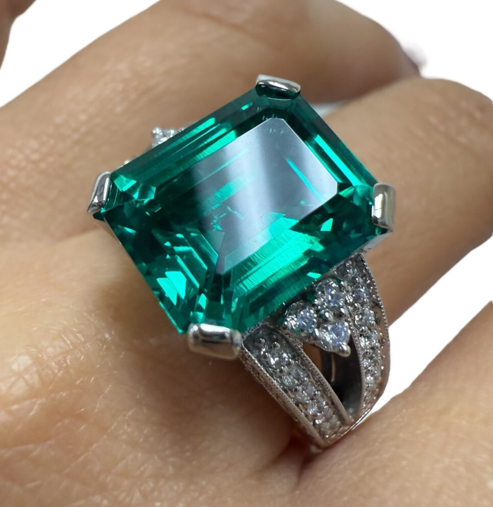 18kt White Gold Synthetic 5.11ct Emerald & 0.63ctw Diamond Ring Sz 8.5